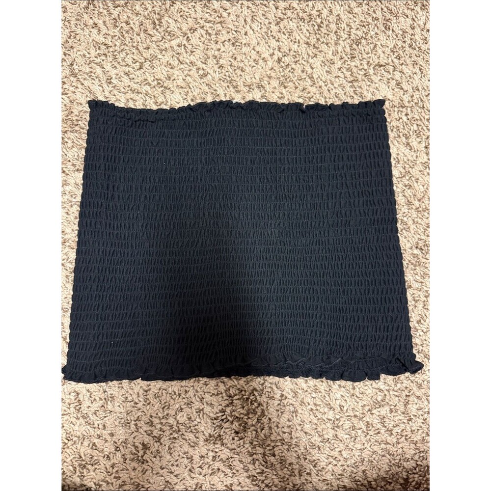 Zenana Outfitters Black Smocked Tube Top Brand New Without Tags - Picture 3 of 3